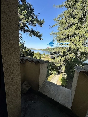 Vila stil florentin pe malul lacului,teren4500mp iesire la lac de 17ml - imagine 18