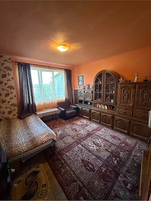 Vând apartament în Aştileu + curte exterioară cu anexe - imagine 3
