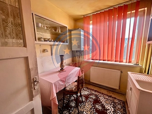 APARTAMENT ULTRACENTRAL | ETAJ 2 | POTENȚIAL EXCELENT - imagine 3
