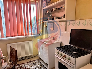 APARTAMENT ULTRACENTRAL | ETAJ 2 | POTENȚIAL EXCELENT - imagine 2