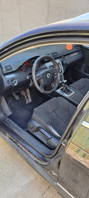 vand vw passat - imagine 3