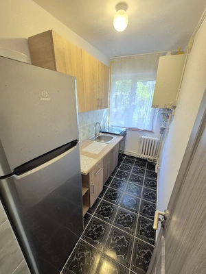 1 Cam-Sagului-5 Min Spitalul Judetean-Mobilat-Parter-67.000 Euro! Negociabil - imagine 5