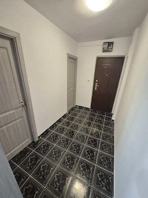 1 Cam-Sagului-5 Min Spitalul Judetean-Mobilat-Parter-67.000 Euro! Negociabil - imagine 10