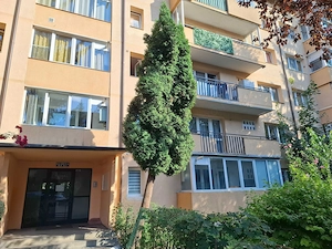 Apartament 3 camere de inchiriat - imagine 2
