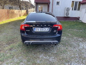 Volvo S 60 R Design  - imagine 2