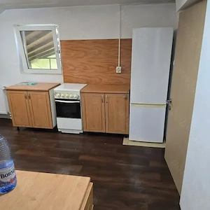 Închiriez apartament cu o camera - imagine 4