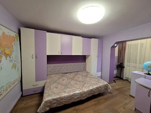PROPRIETAR, vand apartament 4 camere, 2 bai, etaj 1, decomandat, boxă la subsol, in zona Lipovei  - imagine 11