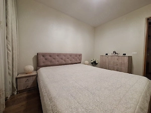 PROPRIETAR, vand apartament 4 camere, 2 bai, etaj 1, decomandat, boxă la subsol, in zona Lipovei  - imagine 14