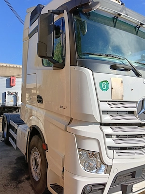 Vând Mercedes Benz Actros - imagine 2