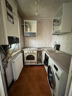 Apartament 2 camere, 42.50 mp, zona Fortuna-Craiovita Noua - imagine 2