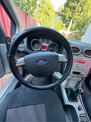 Ford Focus 1.6 Benzină, 2009, 35.567 km - imagine 5