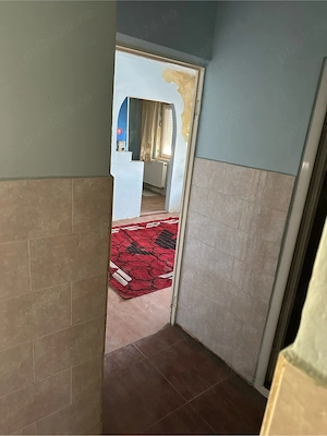 Vând apartament cu 3 camere, etaj 4 - imagine 3