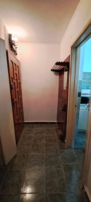vand apartament 2 camere  zona Kiseleff, etaj 3, gaz pe scara - imagine 5