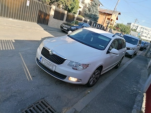 Skoda Superb 1,6 disel an 2012  - imagine 3