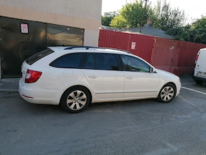 Skoda Superb 1,6 disel an 2012  - imagine 5