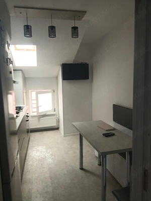 Vând apartament 1 camera decomandat, 41mp, balcon 6mp - imagine 4