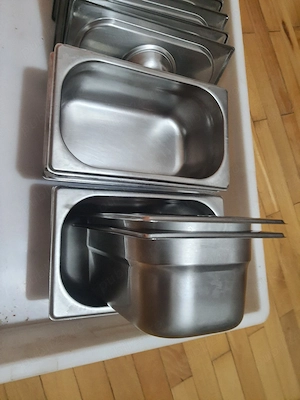 Set 8 Cuve Gastronorm GN 1 4 Inox cu Capace incluse   Adâncime 10 cm