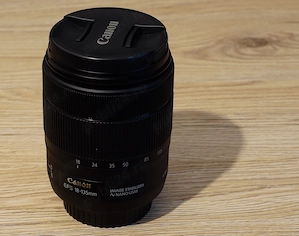 Obiectiv Canon EF-S 18-135 IS nano USM