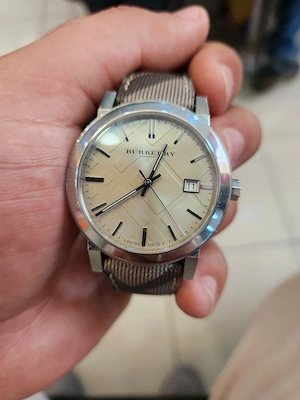 Vand ceas Burberry 