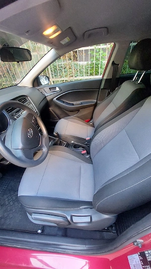 Hyundai i20, 58000 km, an 2017 - imagine 8