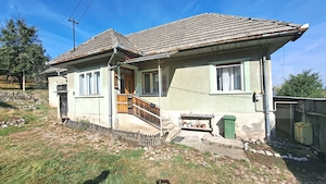 Casa de vanzare, 65 mp, teren 1.419 mp, zona Turches-Sacele - imagine 2