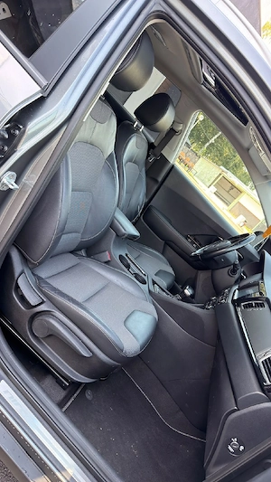 Kia Niro  Hybrid  Trapa  Automat RAR Efectuat  Camera  Navigatie  - imagine 9