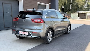 Kia Niro  Hybrid  Trapa  Automat RAR Efectuat  Camera  Navigatie  - imagine 6