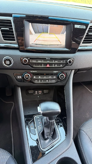 Kia Niro  Hybrid  Trapa  Automat RAR Efectuat  Camera  Navigatie  - imagine 10