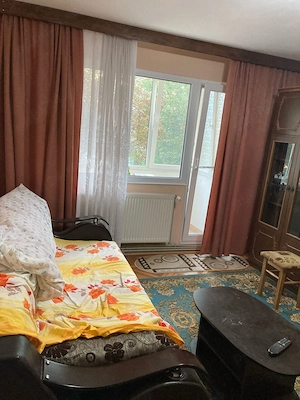 Proprietar Închiriez Ap 2 cam etaj 1 Reșița  - imagine 6