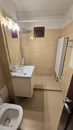 Apartament cu 2 camere decomandat zona centrala ,etaj 2, strada g-ral Christian Tell, Tg-Jiu  - imagine 8