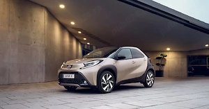 Vând covorașe auto din cauciuc pentru Toyota Aygo X originale  - imagine 6