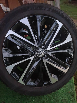 Vând jante TOYOTA AYGO X originale cu, cauciucuri de iarna - imagine 3