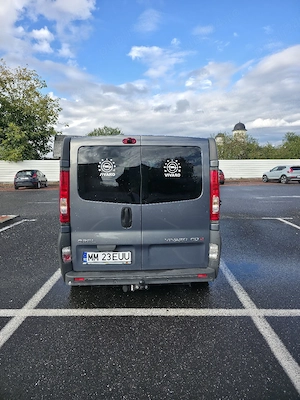 Opel Vivaro Combi L2H1 (Lung) 2.0 CDTI (114 CP) | 2014 | 8+1 Locuri | Webasto | AC Spate  - imagine 4
