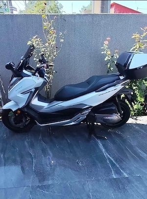 Honda Forza 300 abs 2019 - imagine 1