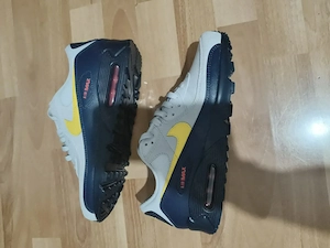 Nike air max90 noi !