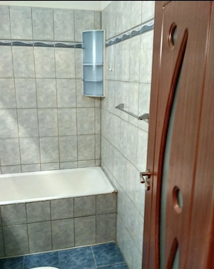 garsoniera dristor-metrou la scara blocului - imagine 4
