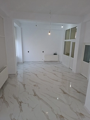 Spatii comerciale sau de locuit 