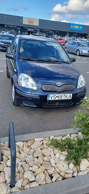Toyota Yares 2004 cutie manuală 