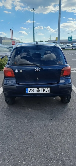 Toyota Yares 2004 cutie manuală  - imagine 4