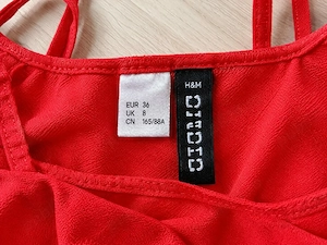 Vând salopetă roşie H&M Marimea S 36