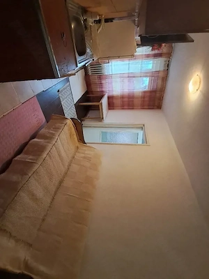 vind apartament iasi