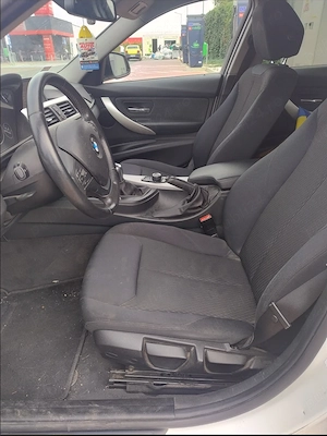 BMW 320i F30 proprietar Km reali - imagine 8