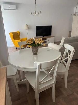  Apartament modern cu 2 camere decomandate de închiriat! 