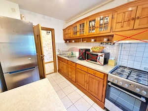 Apartament decomandat cu 3 camere, 2 balcoane și boxă - imagine 7