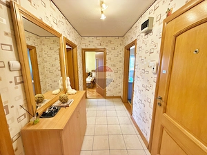 Apartament decomandat cu 3 camere, 2 balcoane și boxă - imagine 14