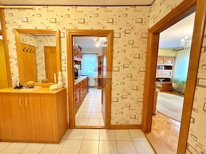 Apartament decomandat cu 3 camere, 2 balcoane și boxă - imagine 16