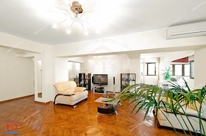 Vanzare apartament cu 4 camere, Faleza bloc Pescarus, etaj 1, sup.135