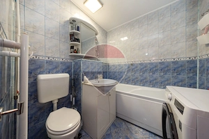 Apartament 2 camere, decomandat,boxa si loc de parcare! - imagine 5