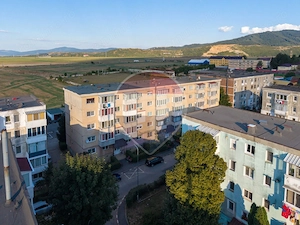 Apartament 2 camere, decomandat,boxa si loc de parcare! - imagine 9