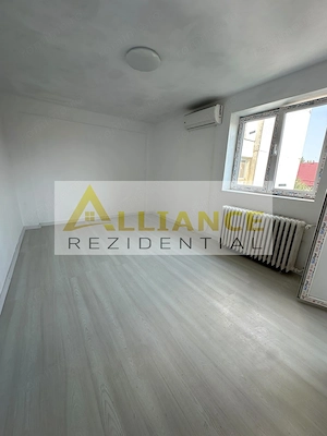 SUPER PRET -> Apartament 2 camere ~ Gata de mutare ~ Zona Berceni - imagine 2